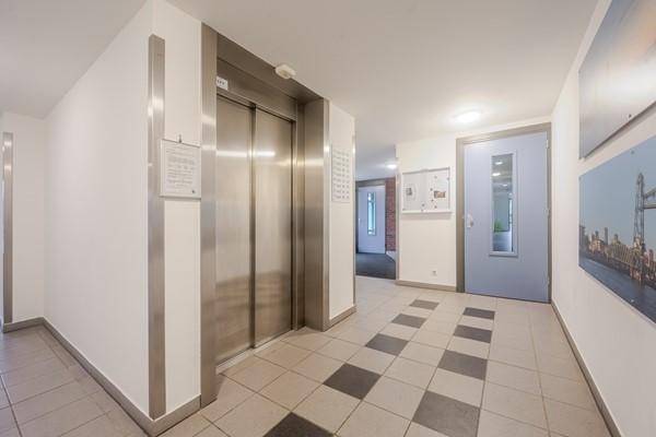 Medium property photo - Lokkertsemolenweg 48, 3194 WC Hoogvliet Rotterdam